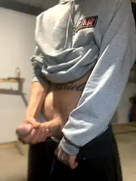 Snapshot of 27powercm chatting on October 2025 02:32:01 AM 27powercm online show from October 2025 02:32:01 AM