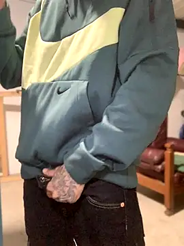 Snapshot of 27powercm chatting on November 2025 04:56:02 AM 27powercm online show from November 2025 04:56:02 AM