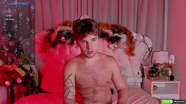 ArthurWhitee online show from January 2026 03:19:02 AM