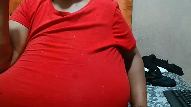 tinagiant online show from September 2025 07:41:02 PM