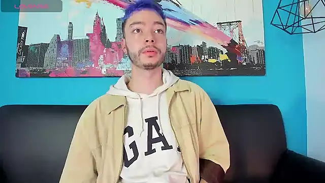 Snapshot of noah_ricci chatting on January 2025 12:04:02 PM noah ricci online show from January 2025 12:04:02 PM