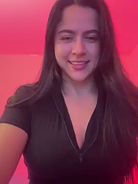 CoralineKam1 online show from February 2025 11:34:02 PM