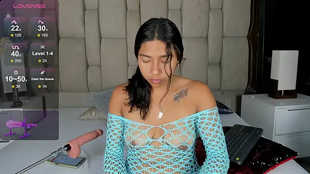 Hanna lens online show from December 2024 02:42:02 PM