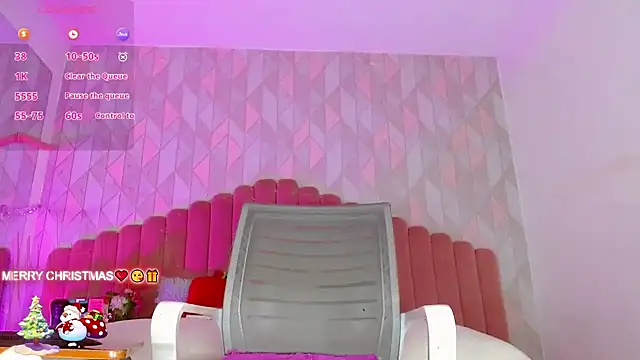 Snapshot of angelyy_02 chatting on December 2024 08:40:01 AM angelyy 02 online show from December 2024 08:40:01 AM