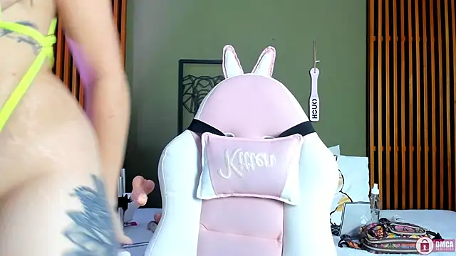 dahiana spark online show from December 2024 08:20:02 PM