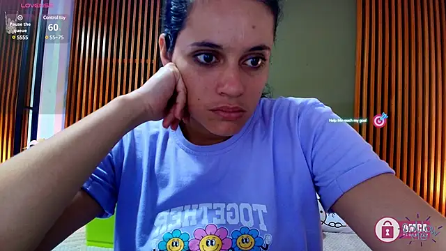 dahiana spark online show from February 2025 07:58:02 PM