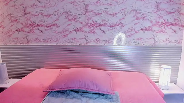 Snapshot of _Danaa chatting on October 2025 06:49:02 PM Danaa online show from October 2025 06:49:02 PM