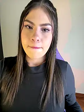 Sofia  cute3 online show from September 2025 04:12:01 AM