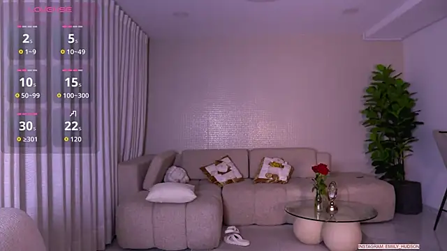 emily huddson  online show from November 2025 12:35:01 AM