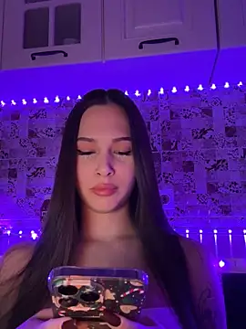 Snapshot of EricaWalls chatting on February 2025 08:16:01 PM EricaWalls online show from February 2025 08:16:01 PM