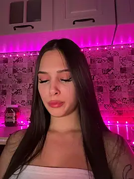 Snapshot of EricaWalls chatting on February 2025 10:21:02 PM EricaWalls online show from February 2025 10:21:02 PM