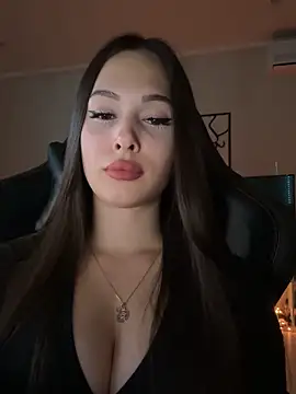 Snapshot of EricaWalls chatting on September 2025 06:40:01 PM EricaWalls online show from September 2025 06:40:01 PM