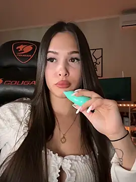 Snapshot of EricaWalls chatting on September 2025 07:04:01 PM EricaWalls online show from September 2025 07:04:01 PM