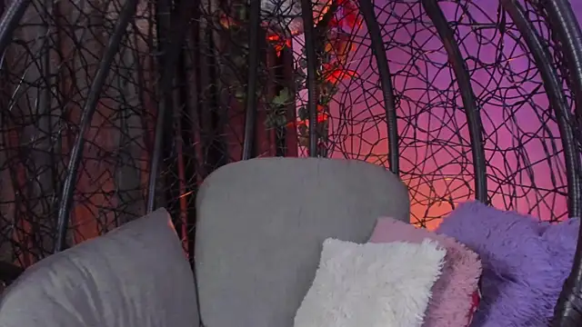 Snapshot of vanelope11 chatting on December 2024 09:26:01 PM vanelope11 online show from December 2024 09:26:01 PM