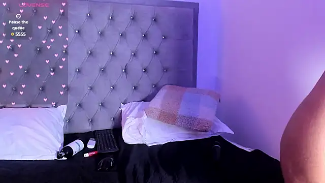 AriannaDavis online show from January 2025 05:18:02 AM