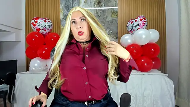 Danna topless online show from February 2025 12:03:02 PM