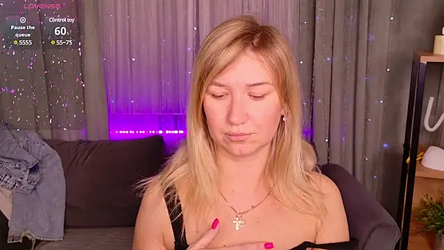 Snapshot of MilaBott chatting on January 2025 01:05:02 AM MilaBott online show from January 2025 01:05:02 AM
