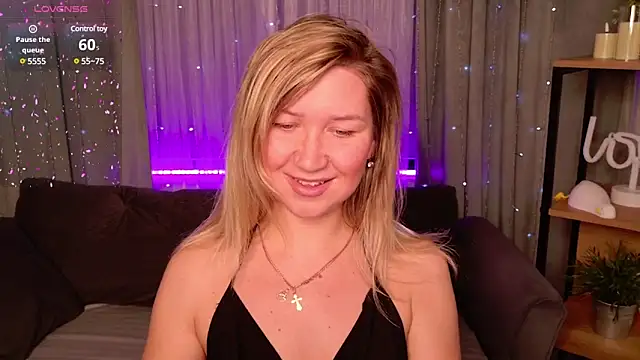 Snapshot of MilaBott chatting on February 2025 08:24:01 PM MilaBott online show from February 2025 08:24:01 PM