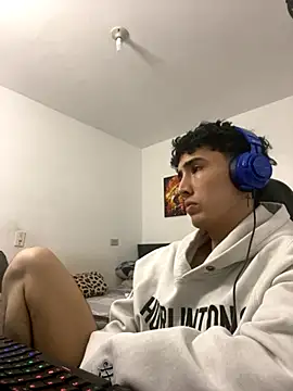 Snapshot of gojo_satoru_18 chatting on October 2025 02:47:01 PM gojo satoru 18 online show from October 2025 02:47:01 PM