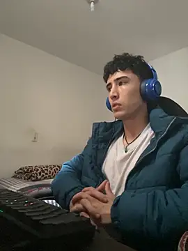 Snapshot of gojo_satoru_18 chatting on October 2025 03:35:02 PM gojo satoru 18 online show from October 2025 03:35:02 PM