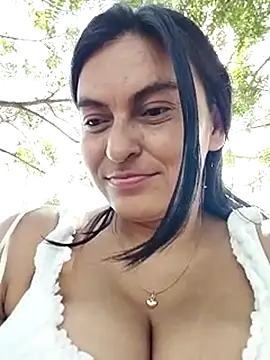 Snapshot of Horny-Mommy-Dirty chatting on February 2025 03:16:01 PM Horny-Mommy-Dirty online show from February 2025 03:16:01 PM
