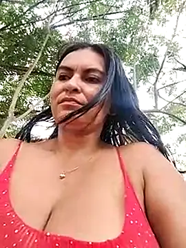 Snapshot of Horny-Mommy-Dirty chatting on March 2025 07:54:01 PM Horny-Mommy-Dirty online show from March 2025 07:54:01 PM