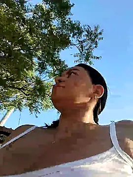 Snapshot of Horny-Mommy-Dirty chatting on September 2025 11:37:02 AM Horny-Mommy-Dirty online show from September 2025 11:37:02 AM