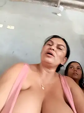 Snapshot of Horny-Mommy-Dirty chatting on October 2025 04:16:01 PM Horny-Mommy-Dirty online show from October 2025 04:16:01 PM