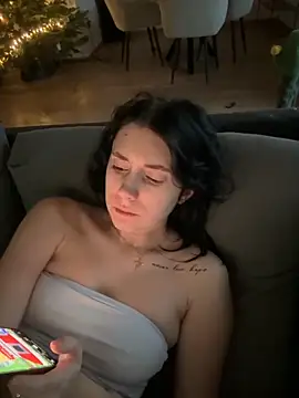 Lena Lang online show from November 2025 03:04:01 PM