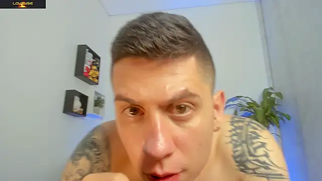 Yeiko Romero  online show from September 2025 04:47:01 AM