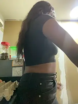 TIFFANYYSTAR online show from November 2025 02:51:02 PM