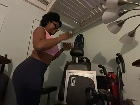 Snapshot of wynterheat chatting on January 2025 12:57:02 AM wynterheat online show from January 2025 12:57:02 AM