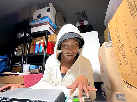 wynterheat online show from December 2025 07:57:02 AM