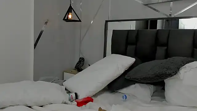 Ayla martinez online show from March 2025 07:34:02 AM