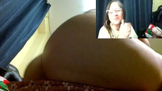 Snapshot of milf_ann48 chatting on January 2025 03:26:02 AM milf ann48 online show from January 2025 03:26:02 AM