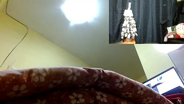 Snapshot of milf_ann48 chatting on January 2025 03:50:02 AM milf ann48 online show from January 2025 03:50:02 AM