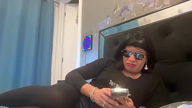 femsissyash online show from February 2026 03:57:01 PM