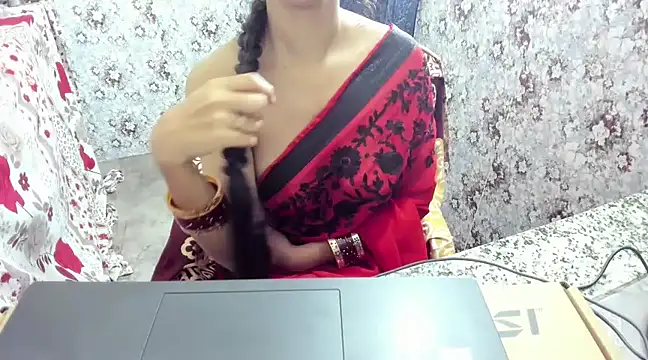 Snapshot of aarjulove chatting on December 2024 07:27:02 PM aarjulove online show from December 2024 07:27:02 PM