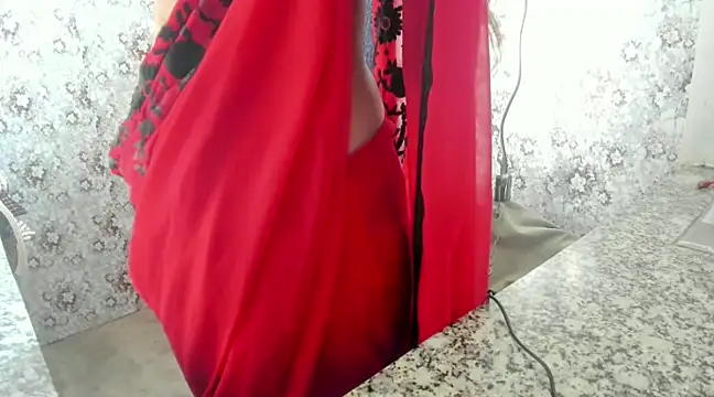 Snapshot of aarjulove chatting on January 2025 08:29:02 AM aarjulove online show from January 2025 08:29:02 AM