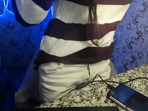 Snapshot of aarjulove chatting on February 2025 04:33:01 PM aarjulove online show from February 2025 04:33:01 PM