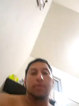 Snapshot of littleboyhot95 chatting on October 2025 12:33:01 PM littleboyhot95 online show from October 2025 12:33:01 PM