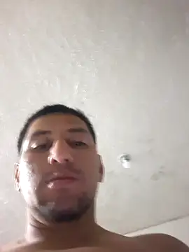 Snapshot of littleboyhot95 chatting on October 2025 02:12:01 AM littleboyhot95 online show from October 2025 02:12:01 AM