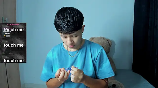 violet casper  online show from December 2024 09:40:02 AM