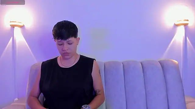 violet casper  online show from September 2025 05:12:01 AM