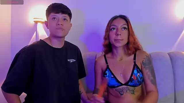 violet casper  online show from October 2025 04:18:02 AM