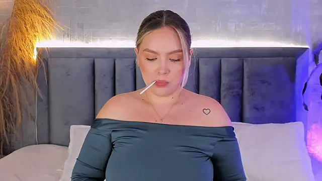 Snapshot of GaiaBaker chatting on February 2026 04:43:01 PM GaiaBaker online show from February 2026 04:43:01 PM