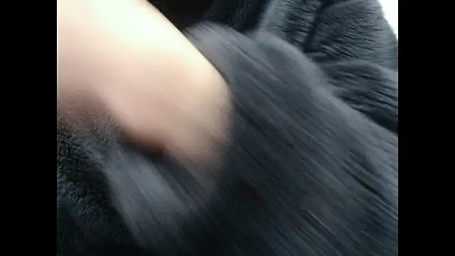 wujiaxing22 online show from December 2024 02:53:01 PM