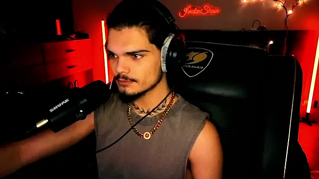 Snapshot of JordanShow chatting on February 2026 02:32:01 AM JordanShow online show from February 2026 02:32:01 AM