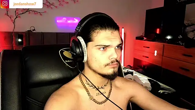 Snapshot of JordanShow chatting on February 2026 09:36:02 AM JordanShow online show from February 2026 09:36:02 AM