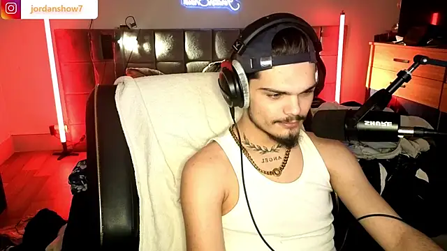 Snapshot of JordanShow chatting on February 2026 04:14:02 PM JordanShow online show from February 2026 04:14:02 PM